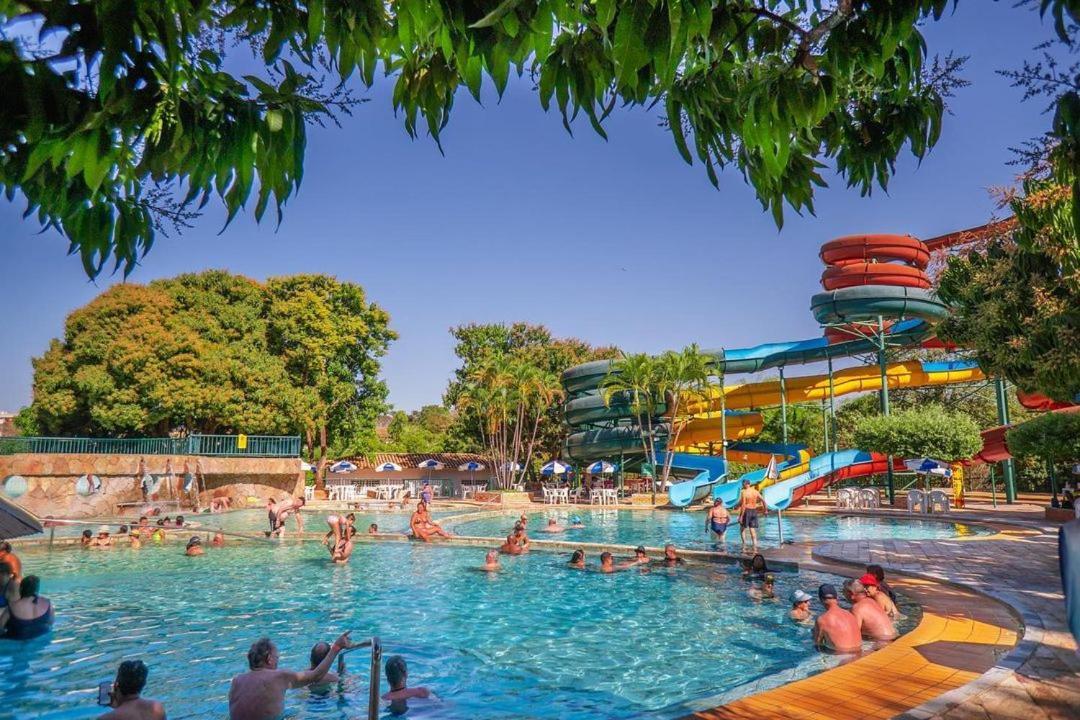 Hotel Spazzio Diroma Cafe Da Manha E Acesso Ao Acqua Park 카우다스노바스 외부 사진